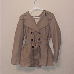Classic Tan Trench Coat for Women